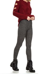 探索老年妇女舞蹈服装品牌，时尚与舒适并存