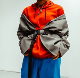 鼠标品牌包包搭配衣服，打造时尚个性穿搭指南