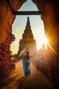 OPPO人偶的奇幻旅程—从手机巨头到人偶世界的奇妙旅行